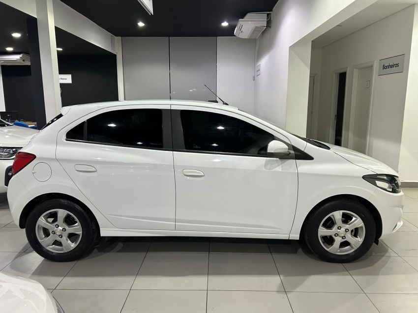 chevrolet onix 1.4 mpfi lt 8v flex 4p manual 20199