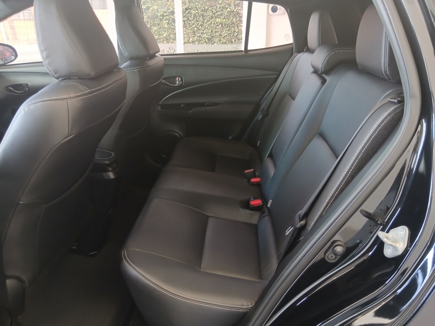 toyota yaris 1.5 16v flex sedan xls connect multidrive 4p automatico 20237