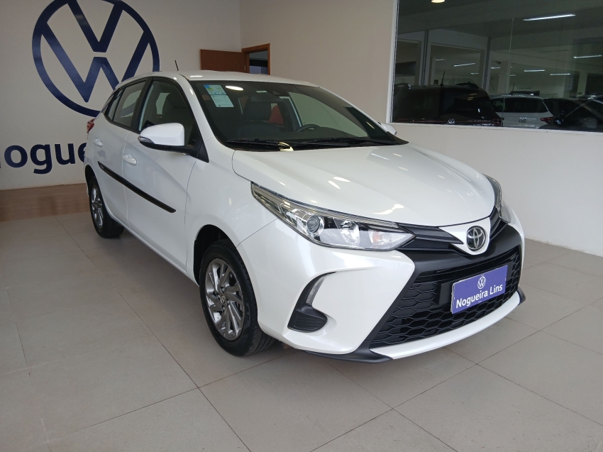toyota yaris 1.5 16v flex xs multidrive 4p automatico 20249
