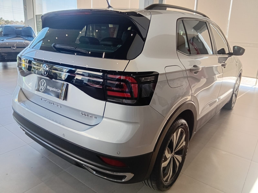 volkswagen t-cross 1.0 200 tsi total flex comfortline automatico 4p 202311