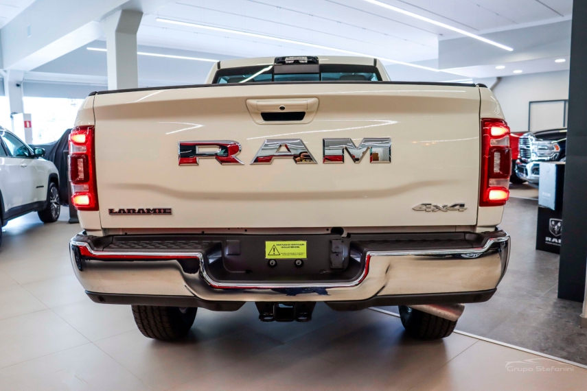 ram 2500 6.7 i6 turbo diesel laramie cd 4x4 automatico 4p 202610