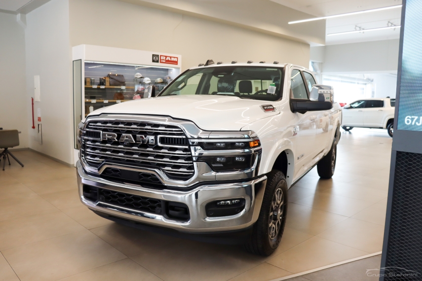 ram 3500 6.7 i6 turbo diesel limited longhorn cd 4x4 automatico 4p 2026