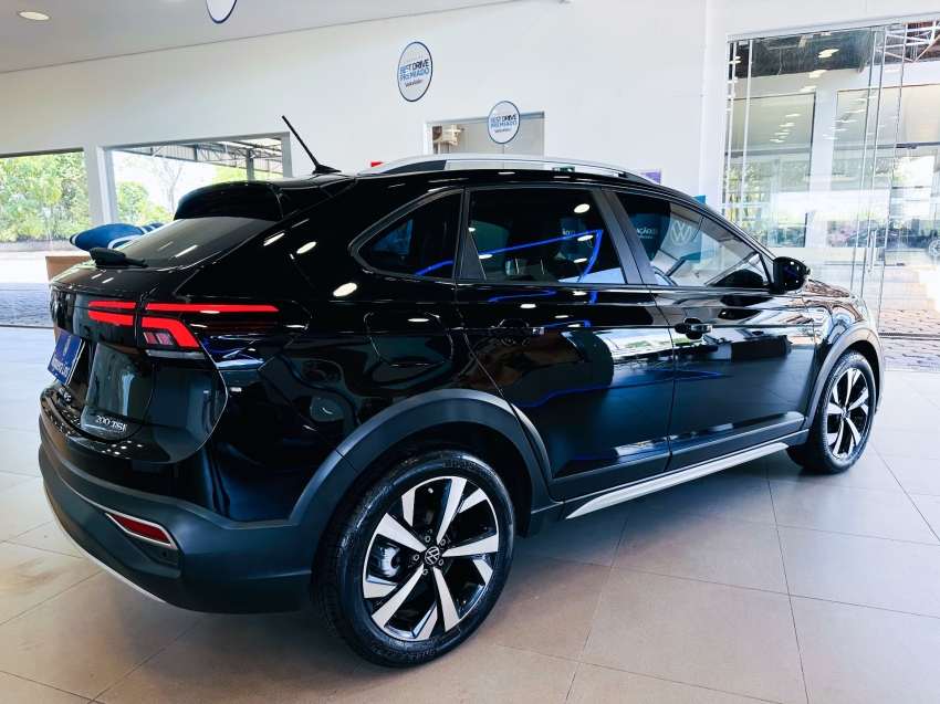 volkswagen nivus 1.0 200 tsi total flex highline automatico 4p 20212