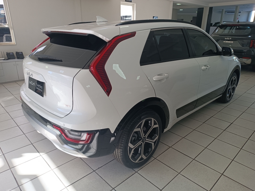 kia niro 1.6 gdi hev sx prestige dct hibrido 4p automatico 20235