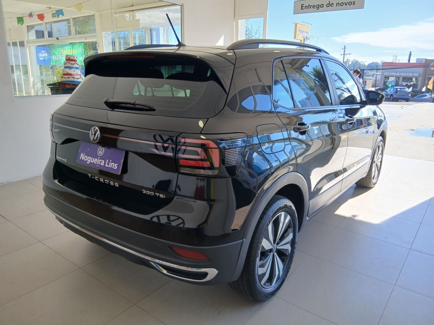 volkswagen t-cross 1.0 200 tsi total flex comfortline automatico 4p 20232