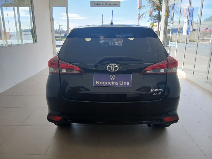 toyota yaris 1.5 16v flex sedan xls connect multidrive 4p automatico 20238