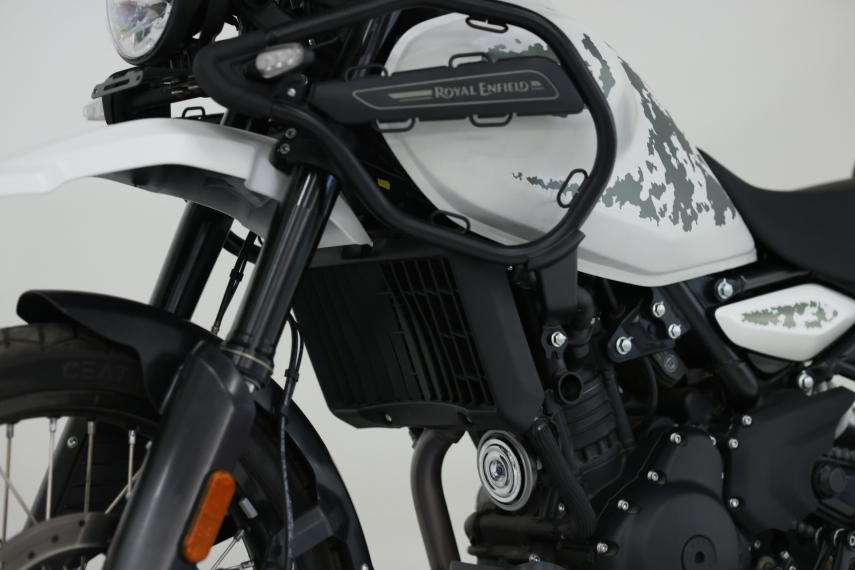 royal enfield himalayan top kamet white 450 gasolina manual 202624