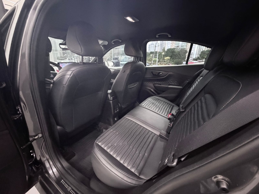 fiat fastback 1.3 turbo 270 flex limited edition at6 5p automatico 202319