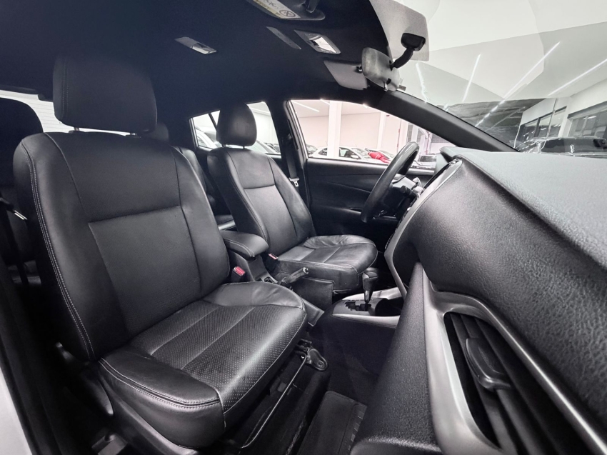 toyota yaris 1.5 16v flex sedan xl plus connect multidrive 5p automatico 202016