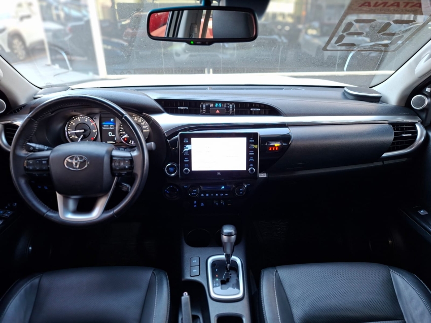 toyota hilux 2.8 d-4d turbo diesel cd srx 4x4 automatico 4p 202311