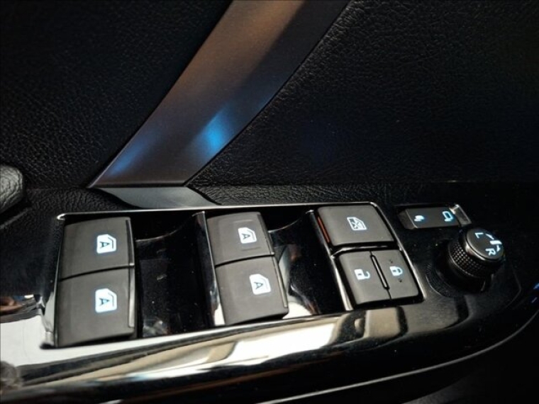 sw4 2.8 tdi srx platinum 7l 4x4 (aut) diesel 4p automatico 20247