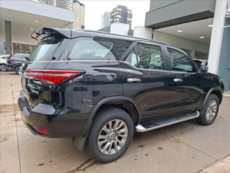 sw4 2.8 tdi gr-s 7l 4wd diesel 4p automatico 20243