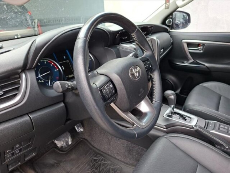 sw4 2.8 tdi gr-s 7l 4wd diesel 4p automatico 20246