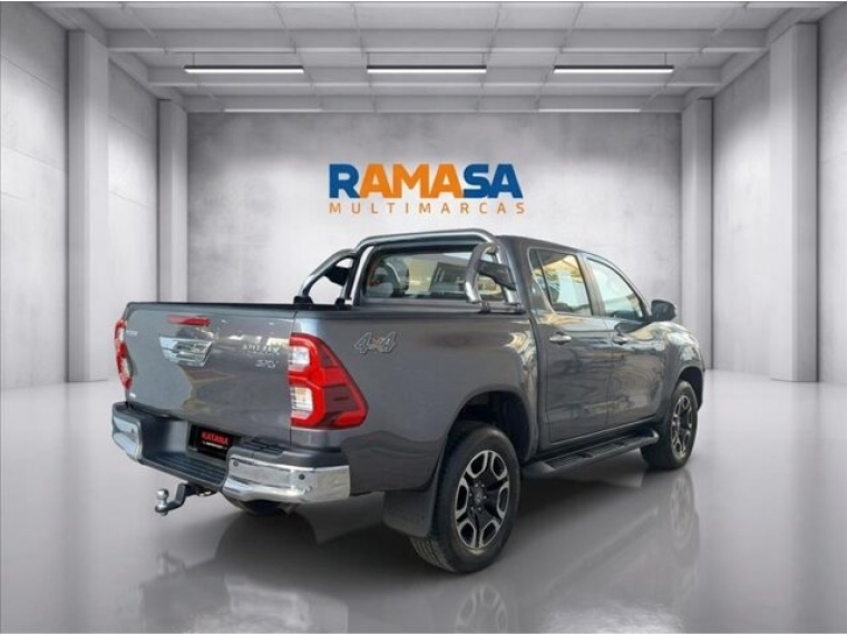 toyota hilux 2.8 d-4d turbo diesel cd srv 4x4 automatico 4p 20254