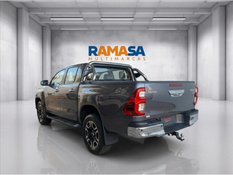 toyota hilux 2.8 d-4d turbo diesel cd srv 4x4 automatico 4p 20253
