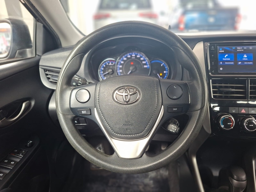 toyota yaris 1.5 16v flex sedan xl multidrive 5p automatico 201910