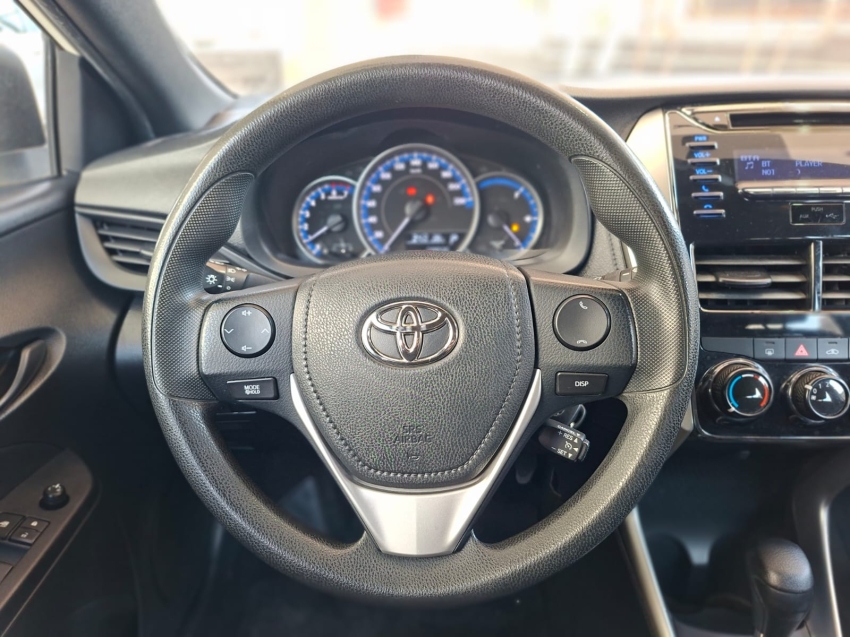 toyota yaris 1.3 16v flex xl live multidrive 5p automatico 20209