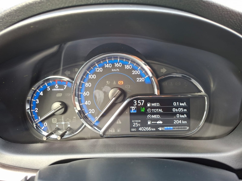 toyota yaris 1.5 16v flex sedan xs multidrive 5p automatico 202413