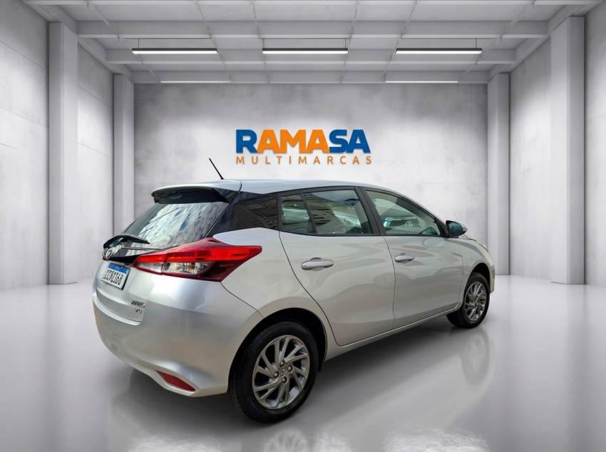 toyota yaris 1.5 16v flex sedan xs multidrive 5p automatico 20241
