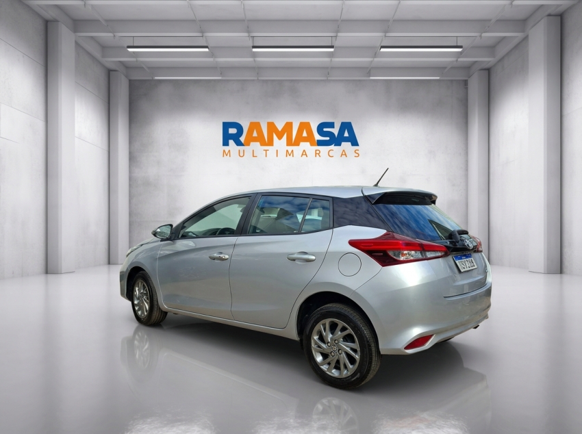 toyota yaris 1.5 16v flex sedan xs multidrive 5p automatico 20243