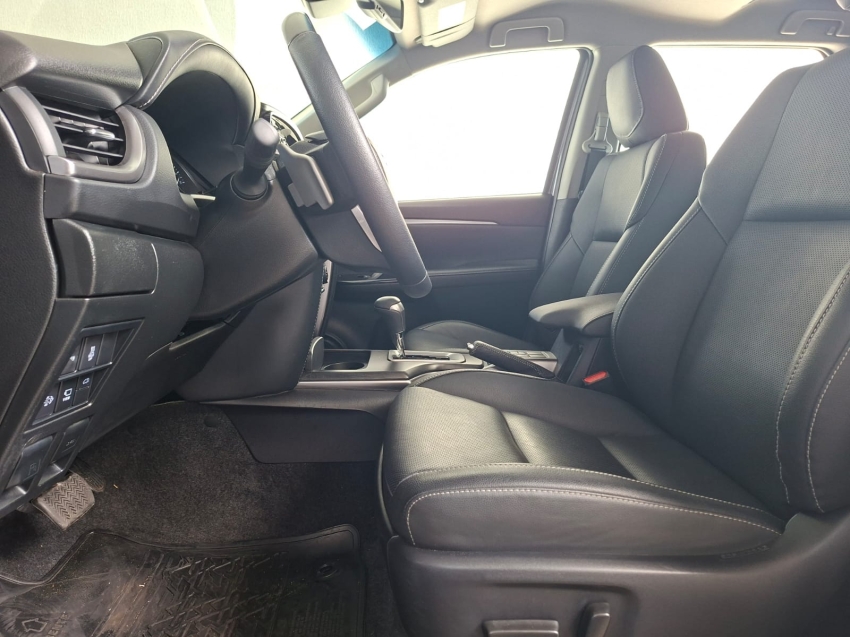 toyota hilux sw4 2.8 d-4d turbo diesel srx platinum 7l 4x4 automatico 5p 202411