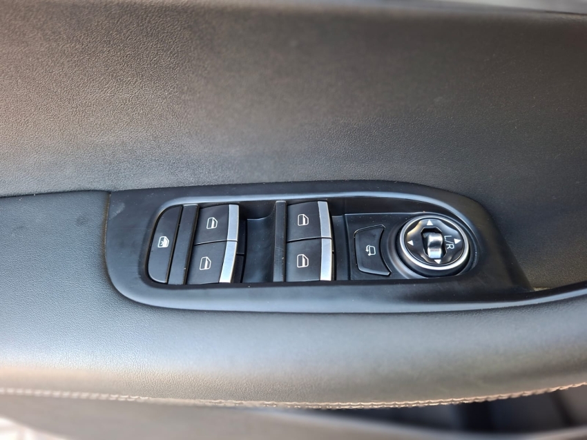 caoa chery tiggo 8 1.6 tgdi gasolina txs dct 5p automatico 202312