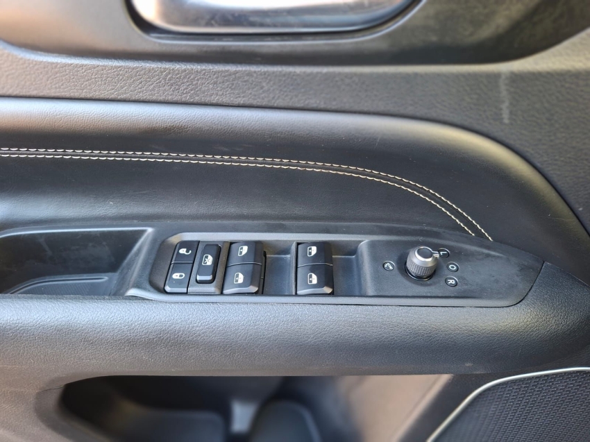jeep compass 1.3 t270 turbo flex longitude at6 5p automatico 20236