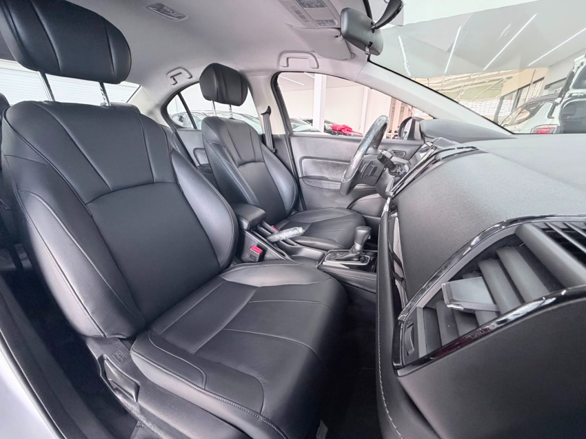 honda city 1.5 i-vtec flex hatch exl cvt 5p automatico 202415