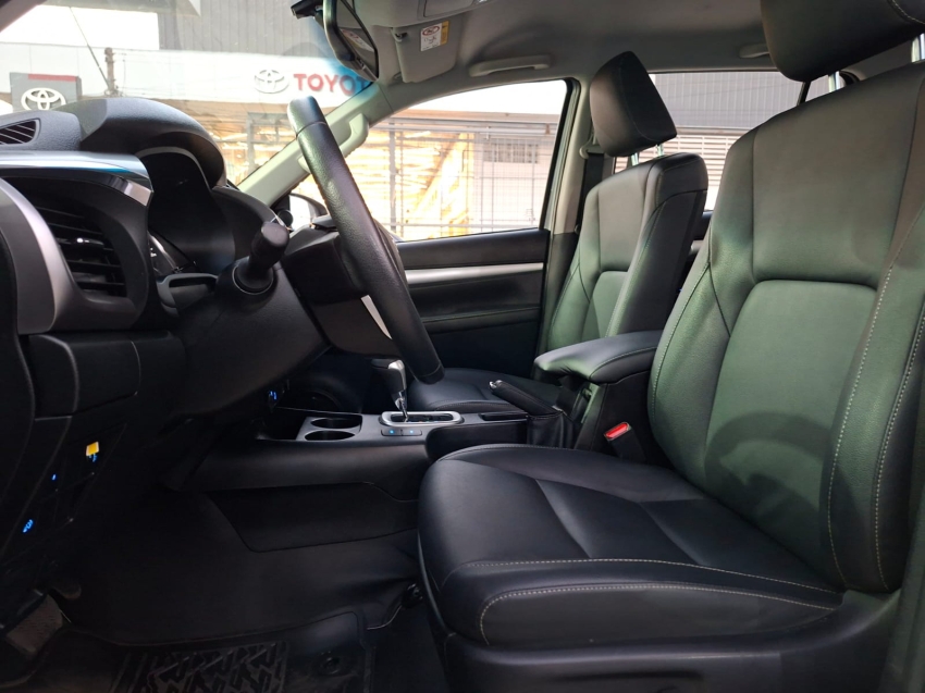 toyota hilux 2.8 d-4d turbo diesel cd srv 4x4 automatico 4p 20246
