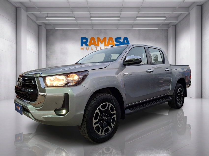 toyota hilux 2.8 d-4d turbo diesel cd srv 4x4 automatico 4p 20240