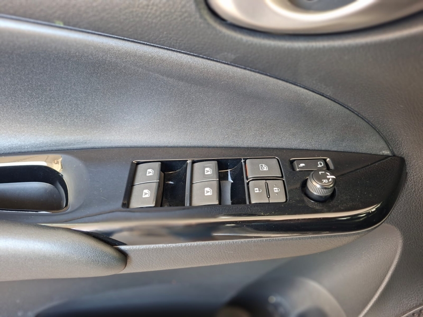toyota yaris 1.5 16v flex xs connect multidrive 5p automatico 20228