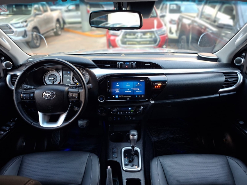 toyota hilux 2.8 d-4d turbo diesel cd srx 4x4 automatico 4p 202515