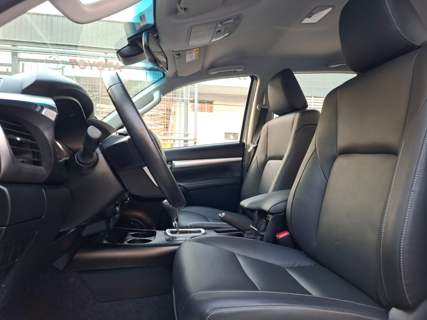 toyota hilux 2.8 d-4d turbo diesel cd srx 4x4 automatico 4p 202518