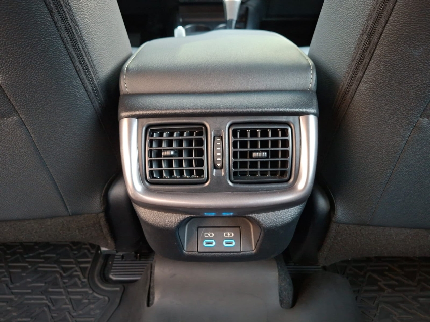 toyota hilux 2.8 d-4d turbo diesel cd srv 4x4 automatico 4p 202515