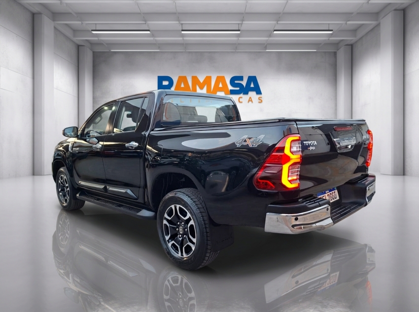 toyota hilux 2.8 d-4d turbo diesel cd srv 4x4 automatico 4p 20253