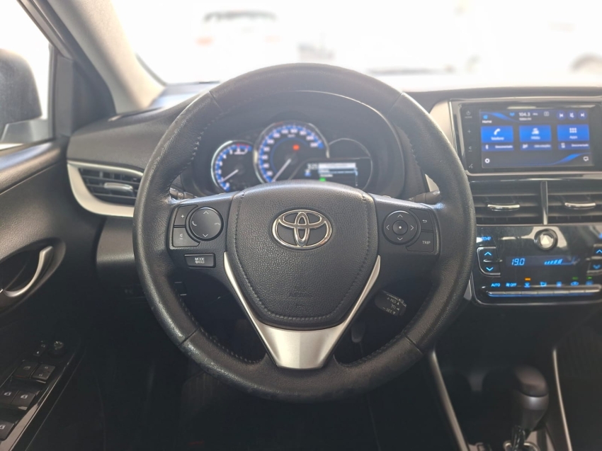 toyota yaris 1.5 16v flex sedan xs multidrive 5p automatico 202013
