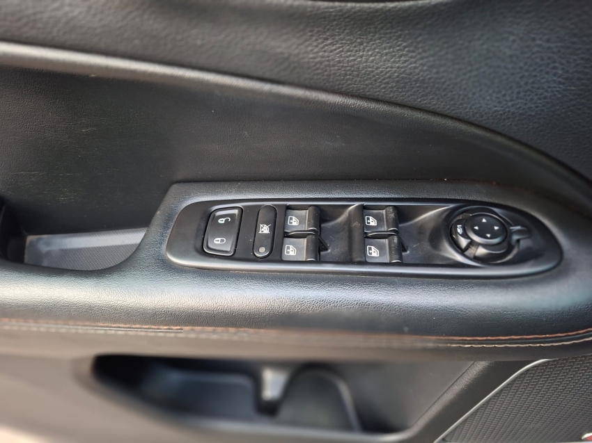 jeep compass 2.0 16v flex longitude automatico 5p 20198