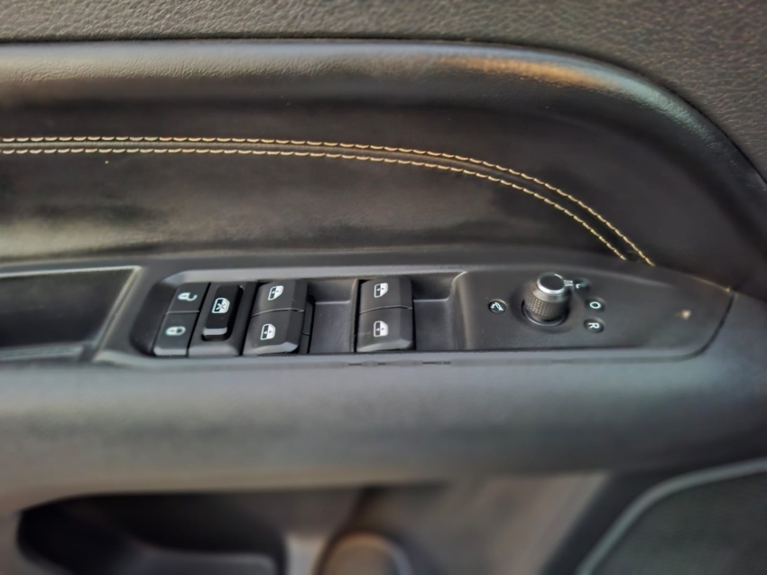 jeep compass 1.3 t270 turbo flex longitude at6 5p automatico 20239