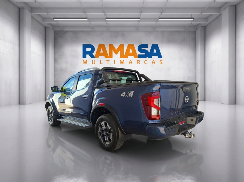 nissan frontier 2.3 16v turbo diesel platinum cd 4x4 automatico 4p 20242