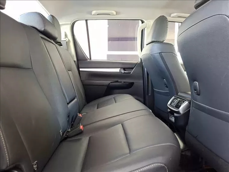 toyota hilux 2.8 d-4d turbo diesel cd srv 4x4 automatico 4p 20248