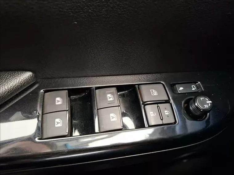 toyota hilux 2.8 d-4d turbo diesel cd srv 4x4 automatico 4p 20246