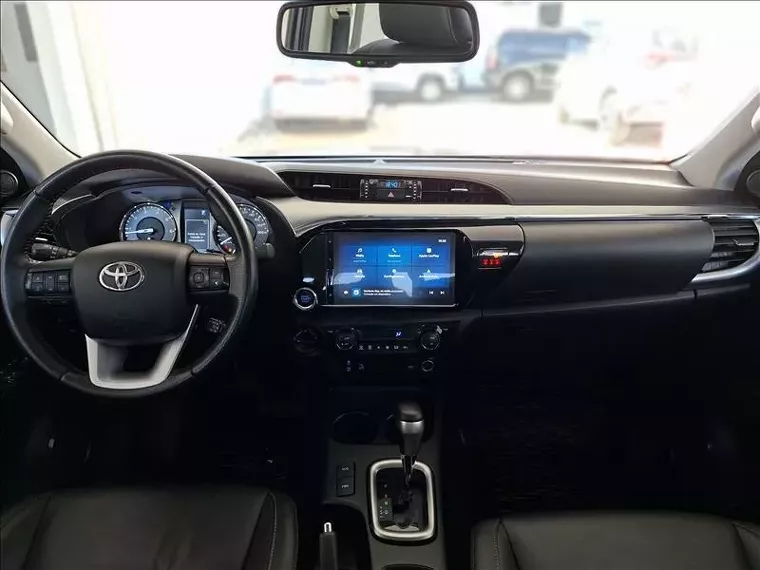 toyota hilux 2.8 d-4d turbo diesel cd srv 4x4 automatico 4p 202414