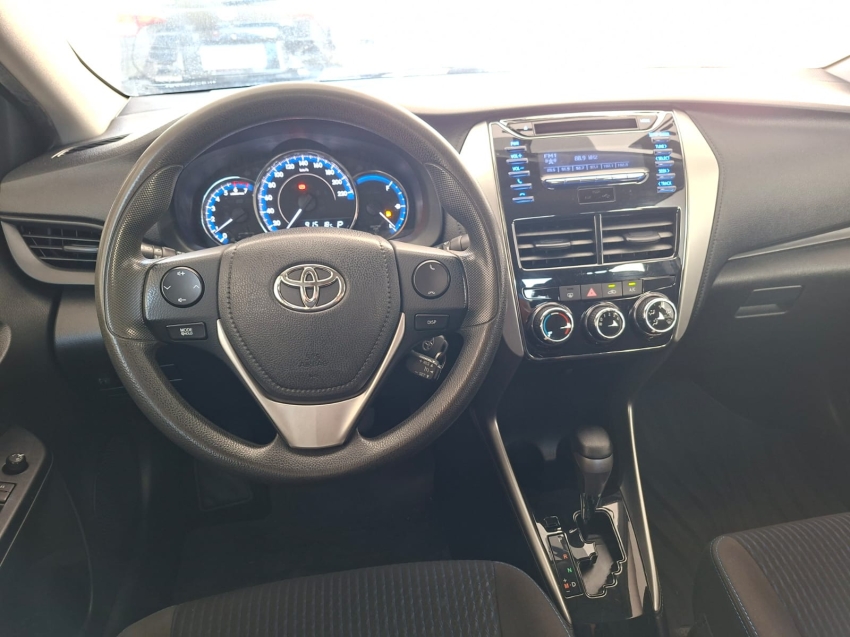 toyota yaris 1.5 16v flex sedan xl multidrive 5p automatico 201910