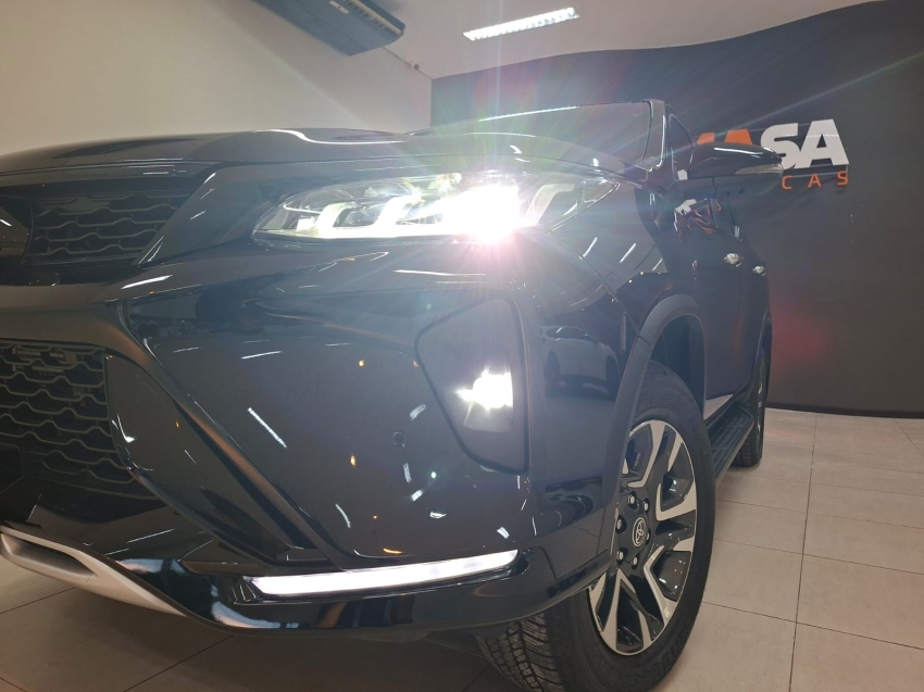toyota hilux sw4 2.8 d-4d turbo diesel diamond 7l 4x4 automatico 5p 20254