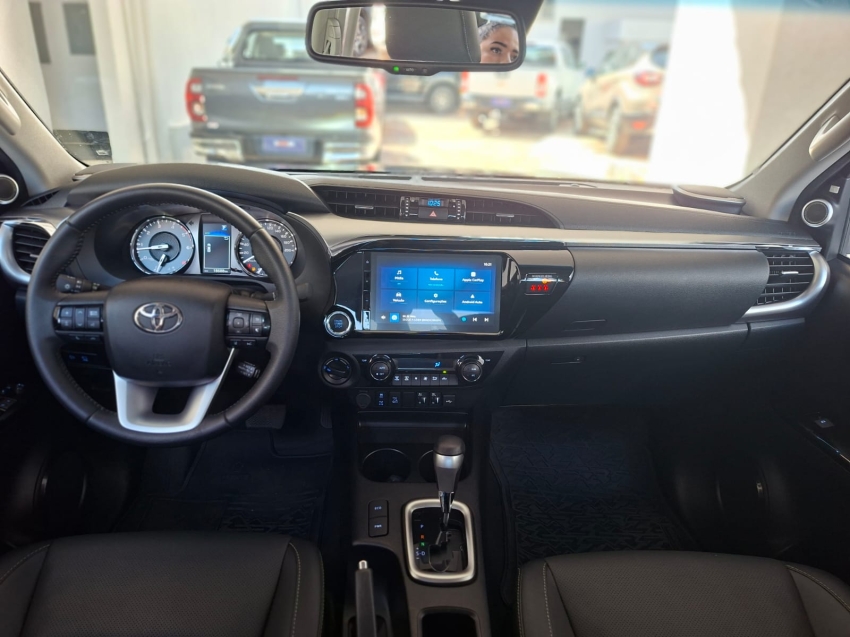 toyota hilux 2.8 d-4d turbo diesel cd srx plus 4x4 automatico 4p 20248