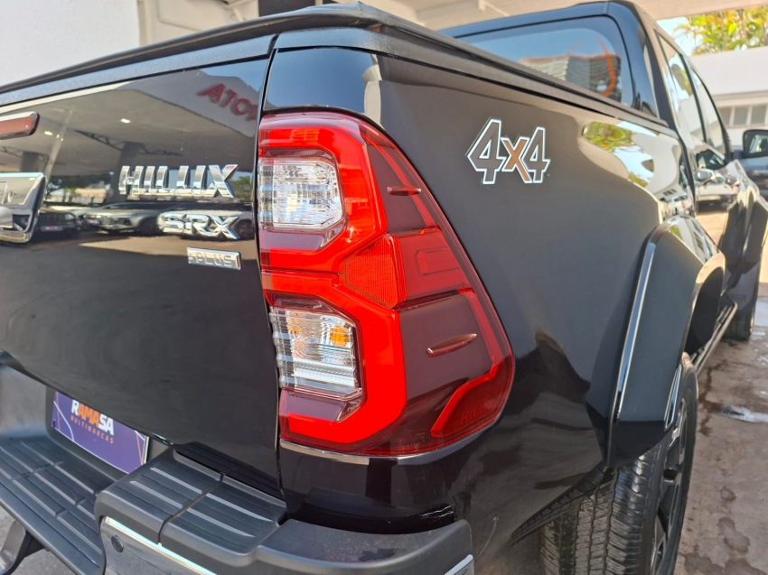 toyota hilux 2.8 d-4d turbo diesel cd srx plus 4x4 automatico 4p 20243