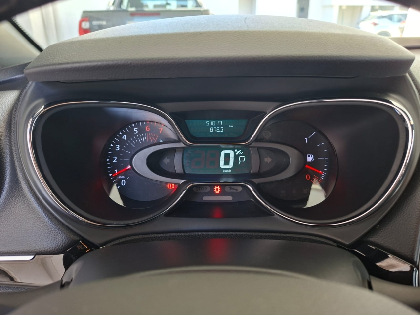 renault captur 1.3 tce flex intense x-tronic 5p automatico 202211