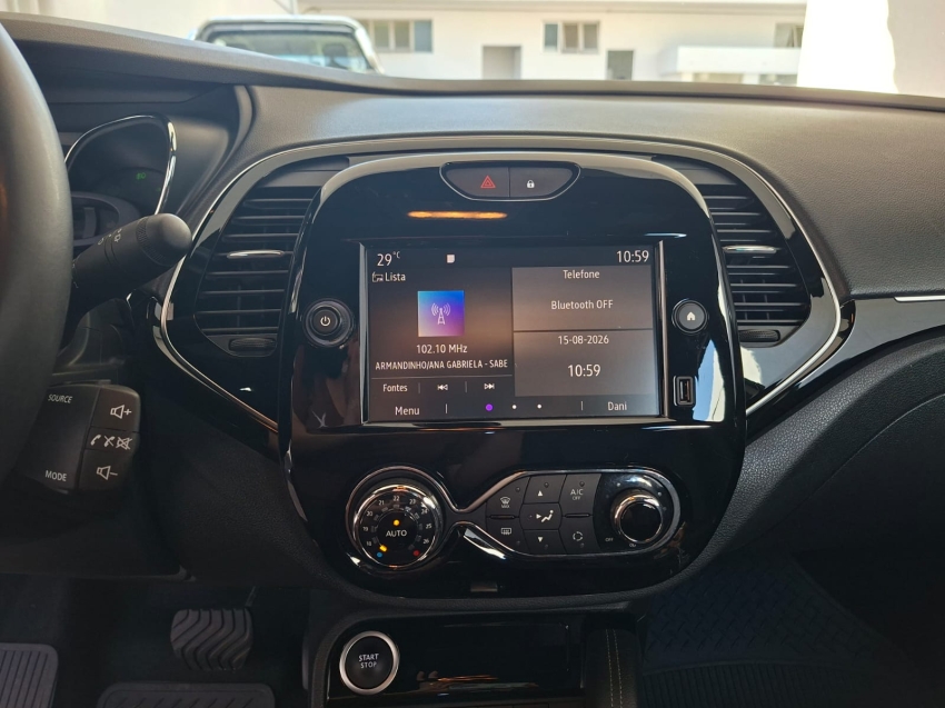 renault captur 1.3 tce flex intense x-tronic 5p automatico 202210