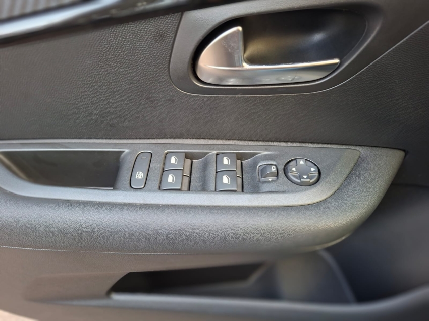 peugeot 208 1.6 16v flex griffe at6 5p automatico 20237