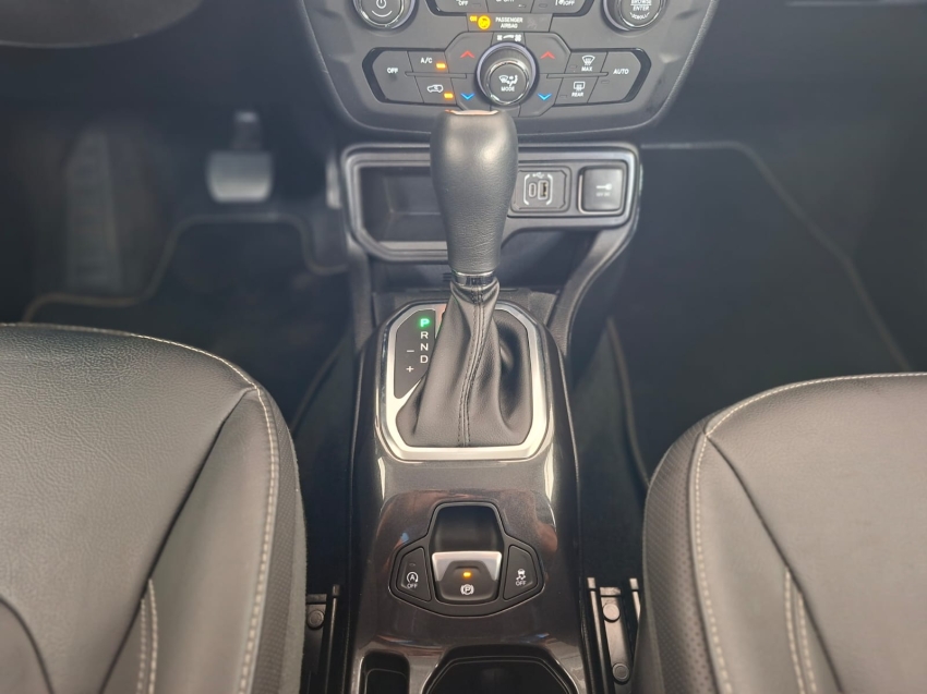 jeep renegade 1.3 t270 turbo flex longitude at6 5p automatico 20238